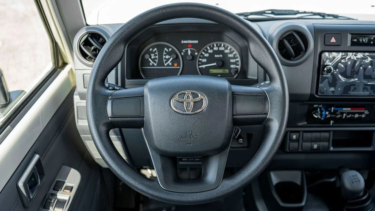 Toyota Land Cruiser 78 Hard Top 3 Door 4.0 V6 – Export Ready