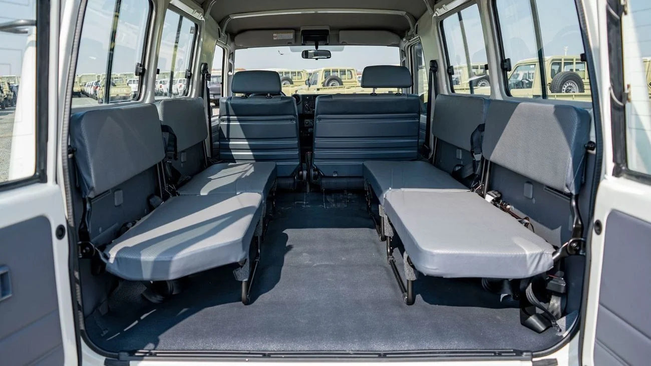 Toyota Land Cruiser 78 Hard Top 3 Door 4.0 V6 – Export Ready