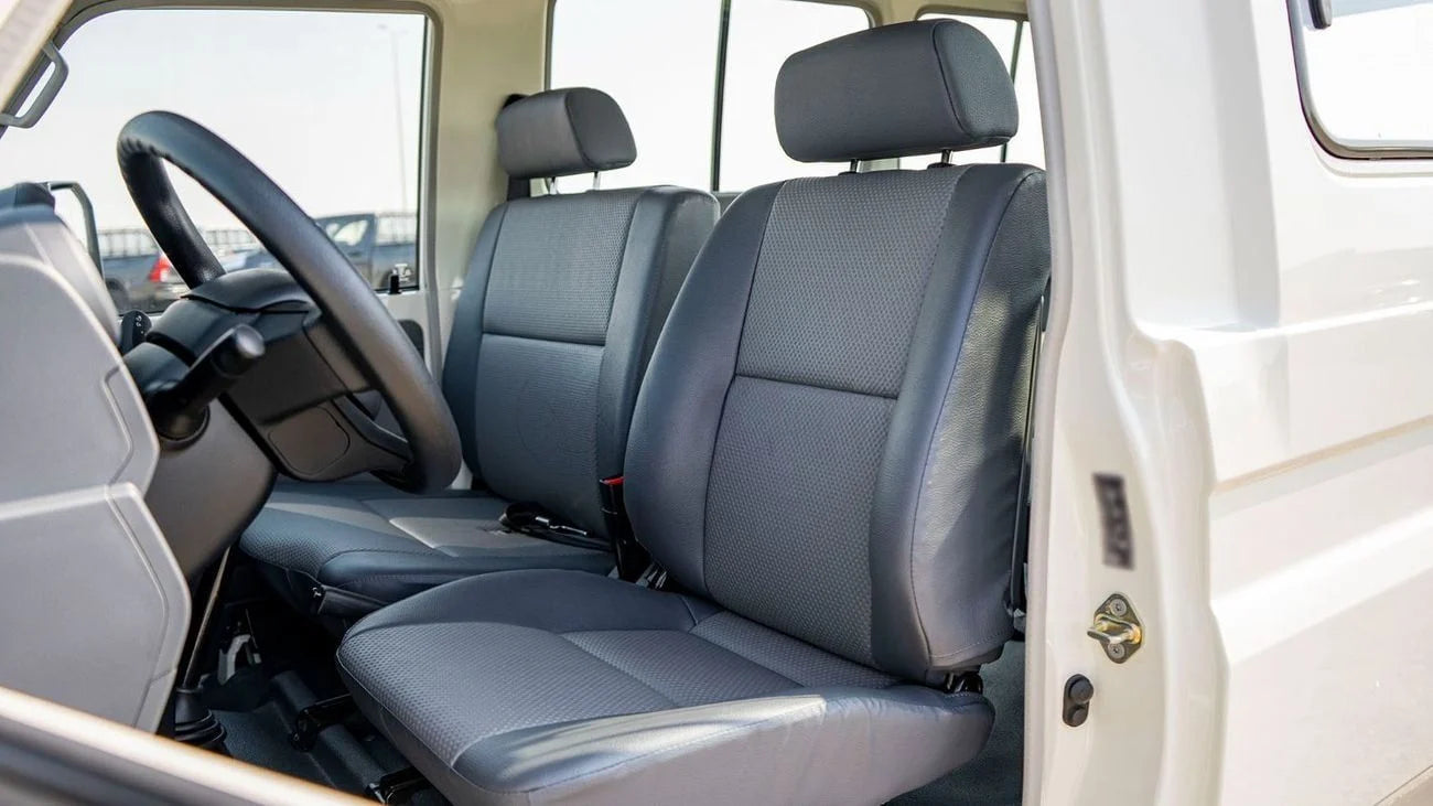 Toyota Land Cruiser 78 Hard Top 3 Door 4.0 V6 – Export Ready